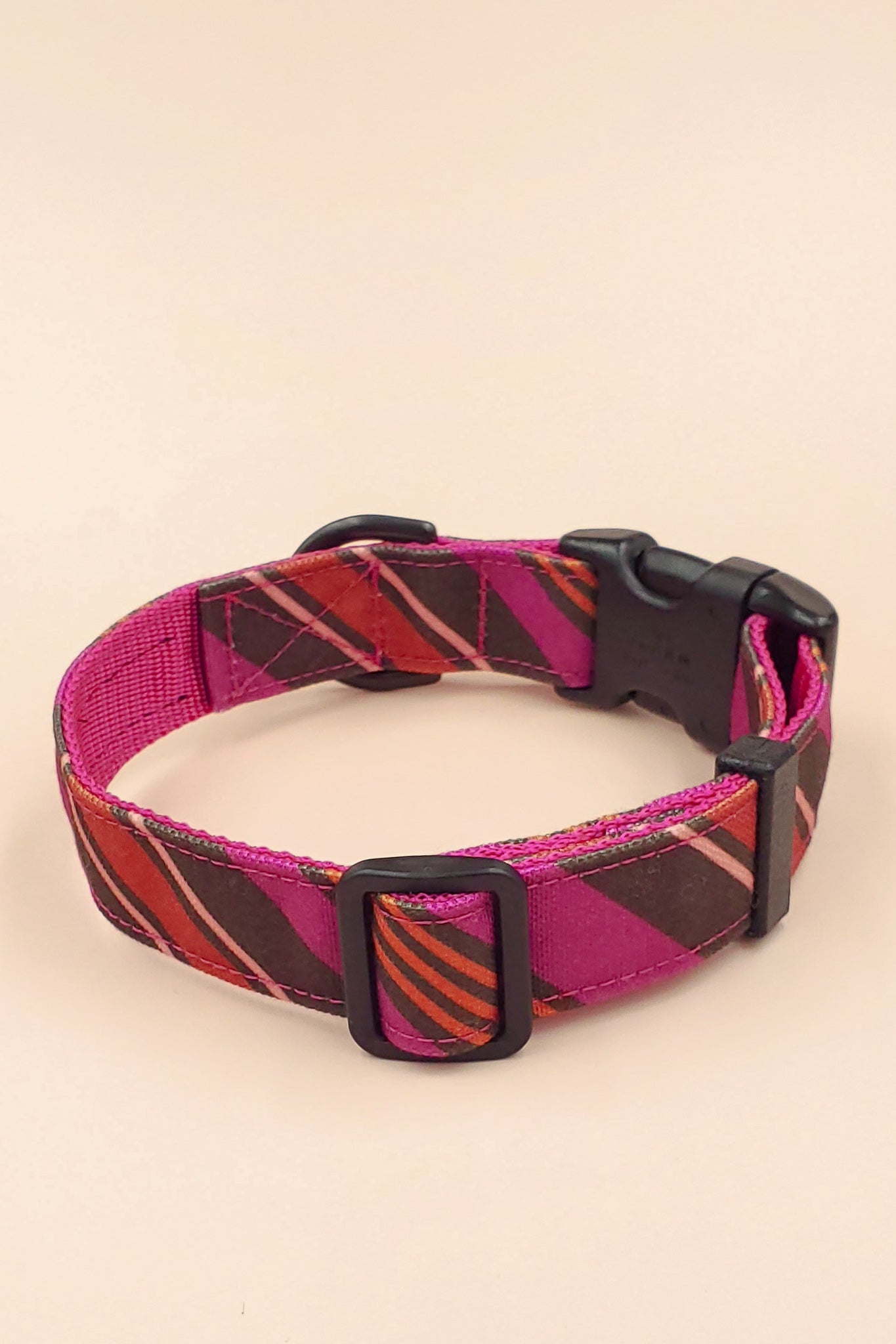 RANDOM STRIPE SPORTS