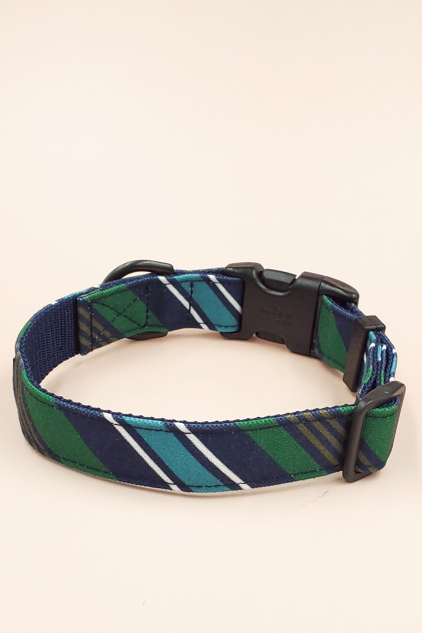 RANDOM STRIPE SPORTS