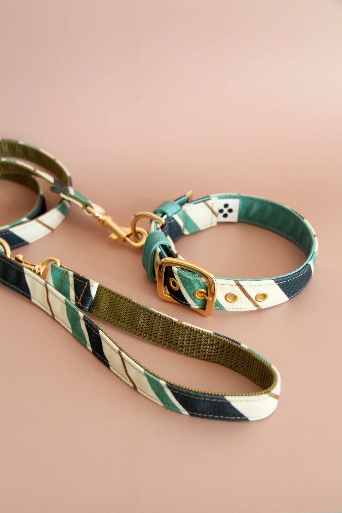 RANDOM STRIPE LEASH / GREEN