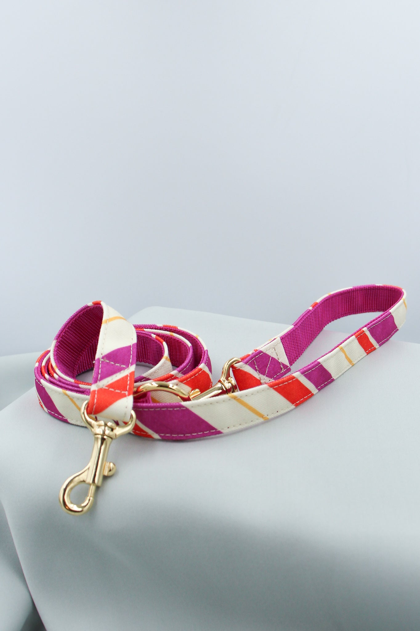 RANDOM STRIPE LEAD / PINK